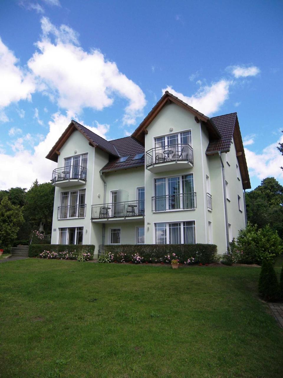 Komfortable Ferienwohnungen Will _ Heringsdorf  Exterior photo